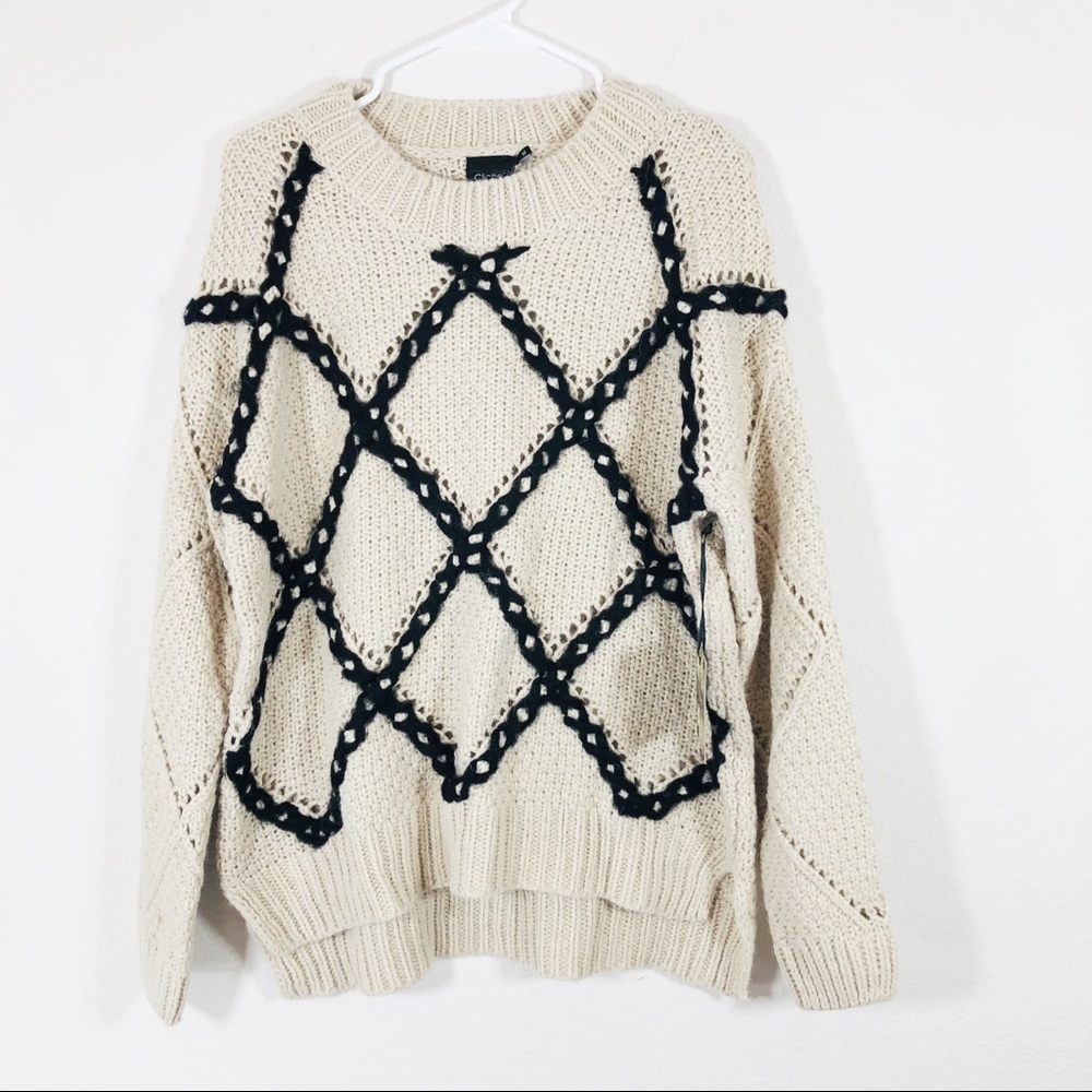 🔥 Cliche tan and black chunky sweater. Medium NWT